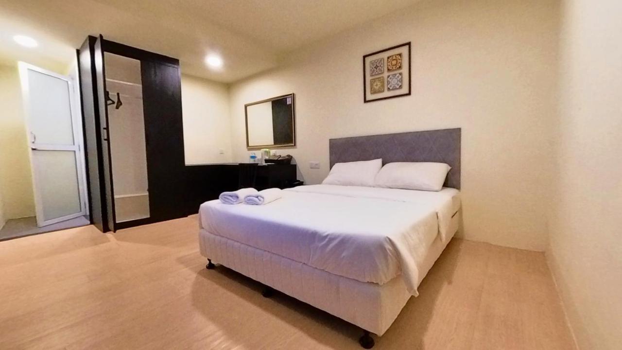 Bishop Hotel George Town Eksteriør billede